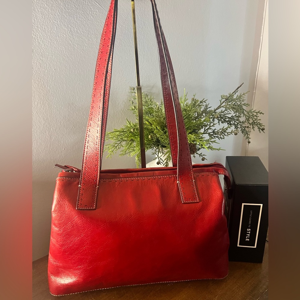 Fossil Vintage Shoulder Bag - Picture 2 of 7